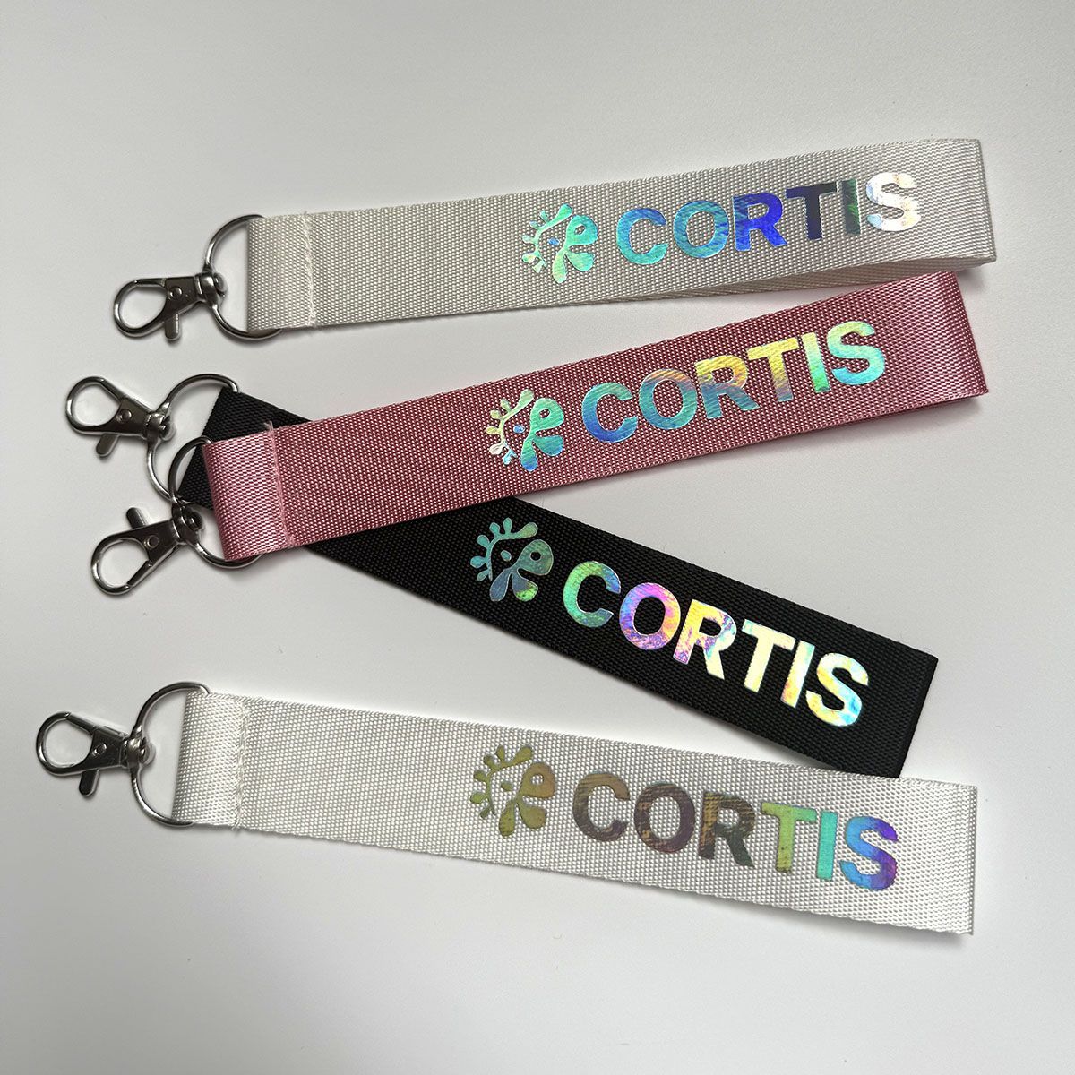 CORTIS CARABINER