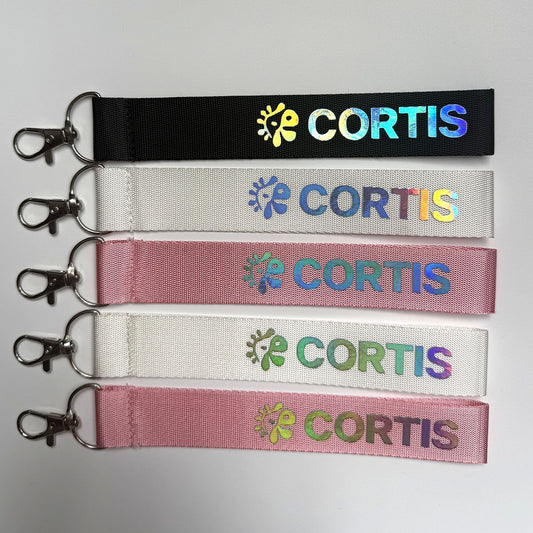 CORTIS CARABINER