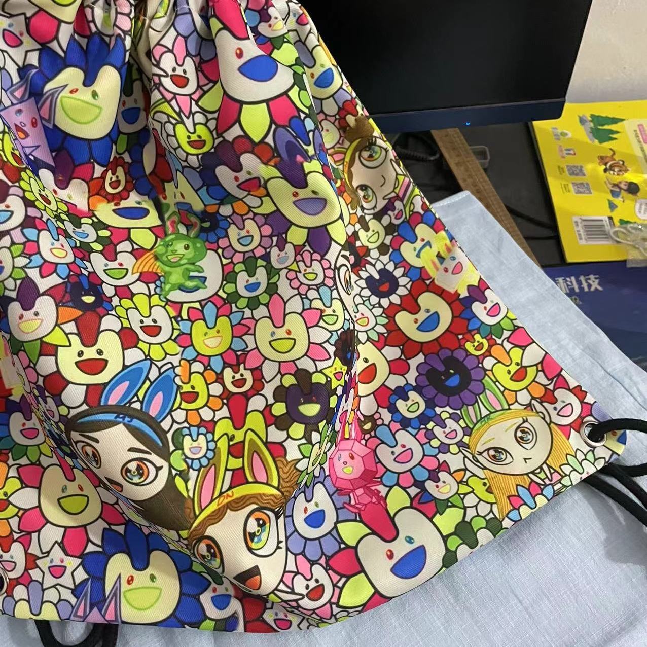 NJZ NEWJEANS DRAWSTRING BAG MERCH