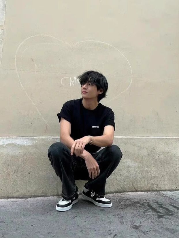 BTS V T-SHIRT 100% COTTON